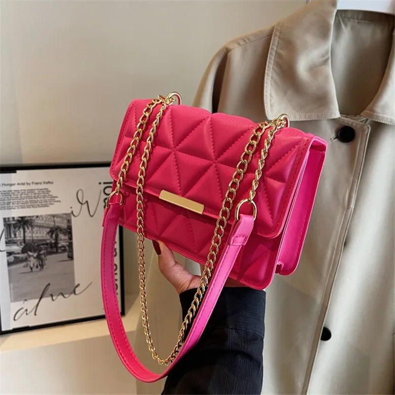 Fashion Chain Women'S Shoulder Bag, Chic Small Square Bag for Women, Luxury Quilted Handbag for Daily Travel, Shopping, Parties.